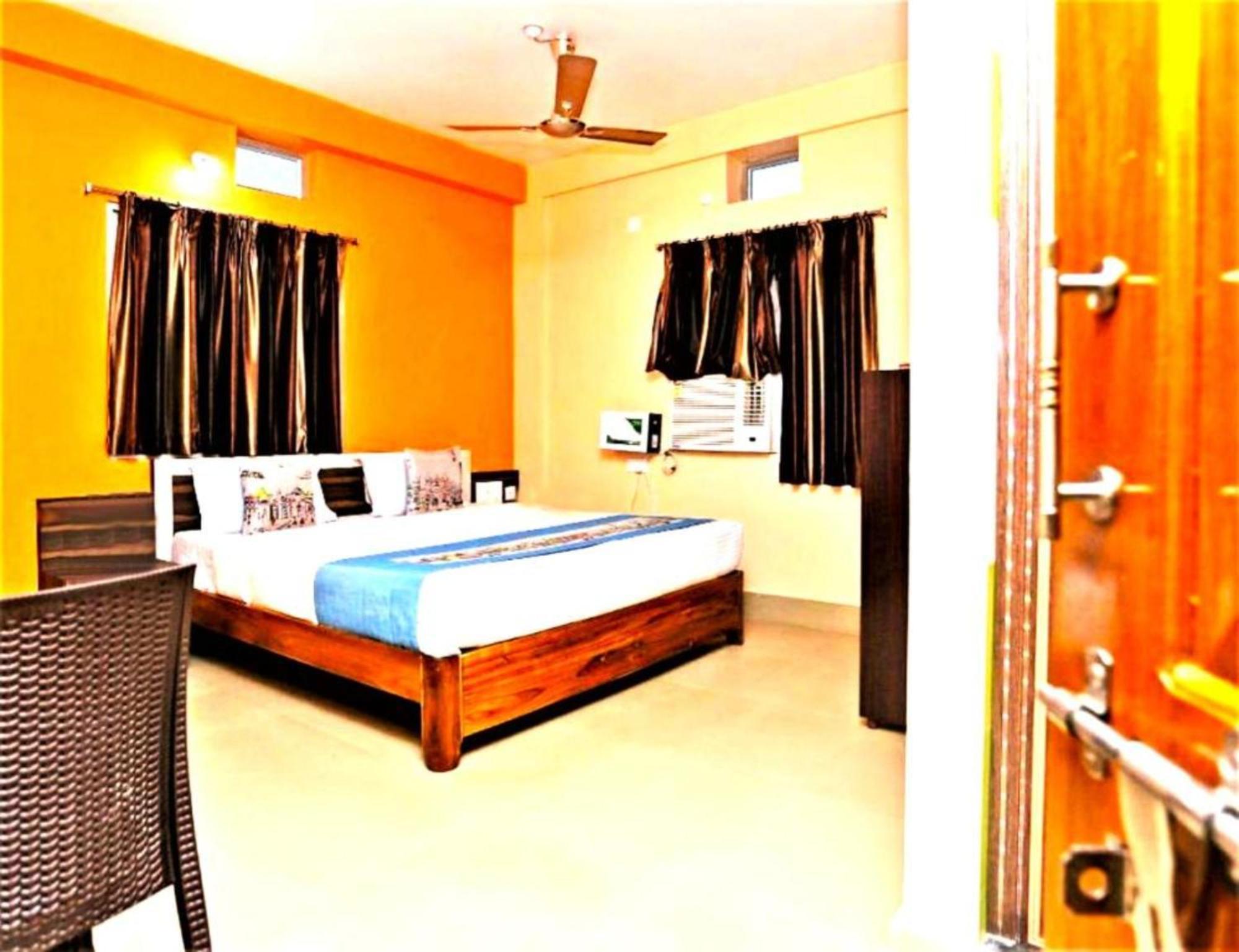 Hotel Krishna Residency Puri Near Sea Beach Best Choice Of Travellers By Morservices Exteriör bild