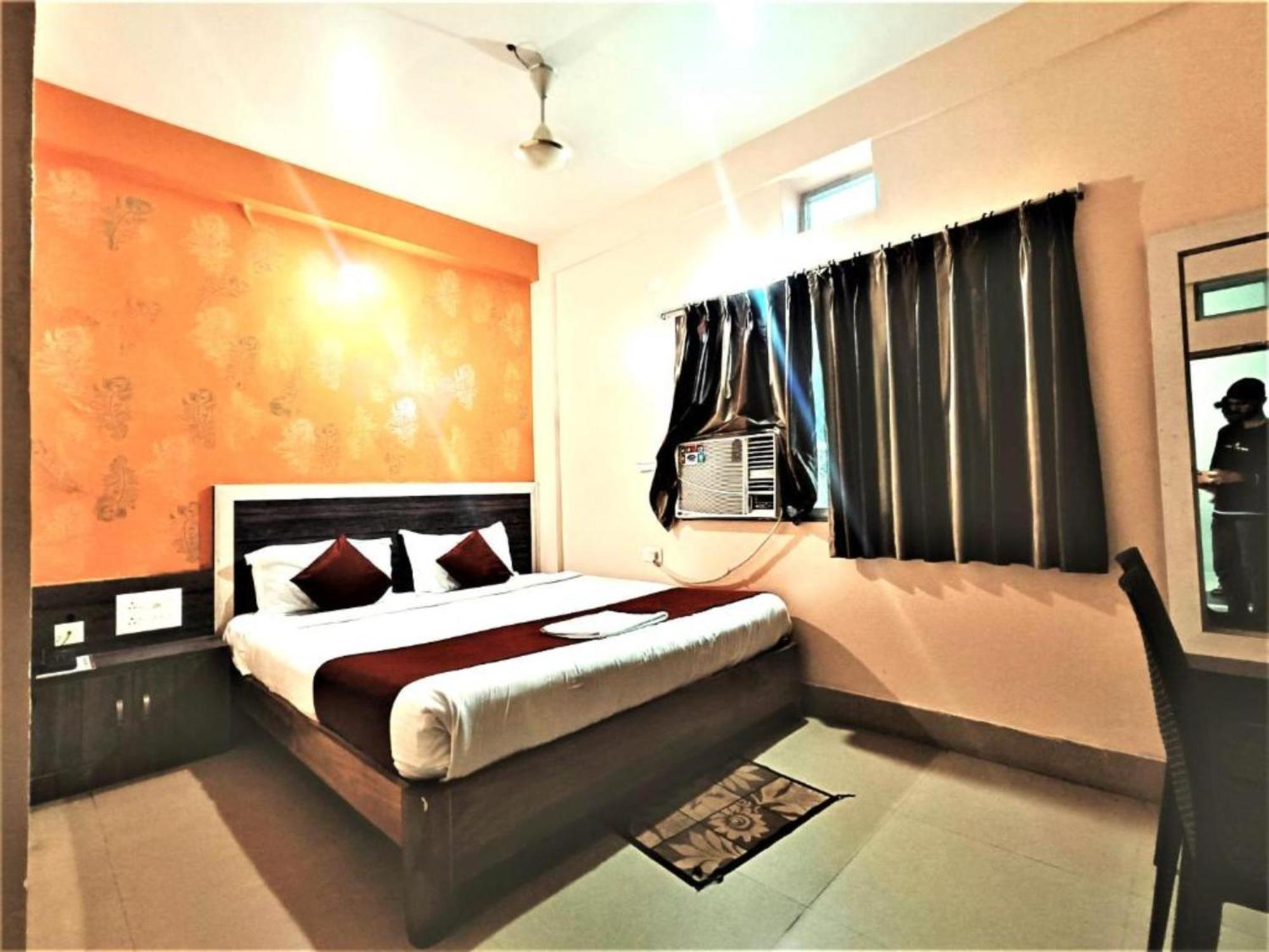 Hotel Krishna Residency Puri Near Sea Beach Best Choice Of Travellers By Morservices Exteriör bild