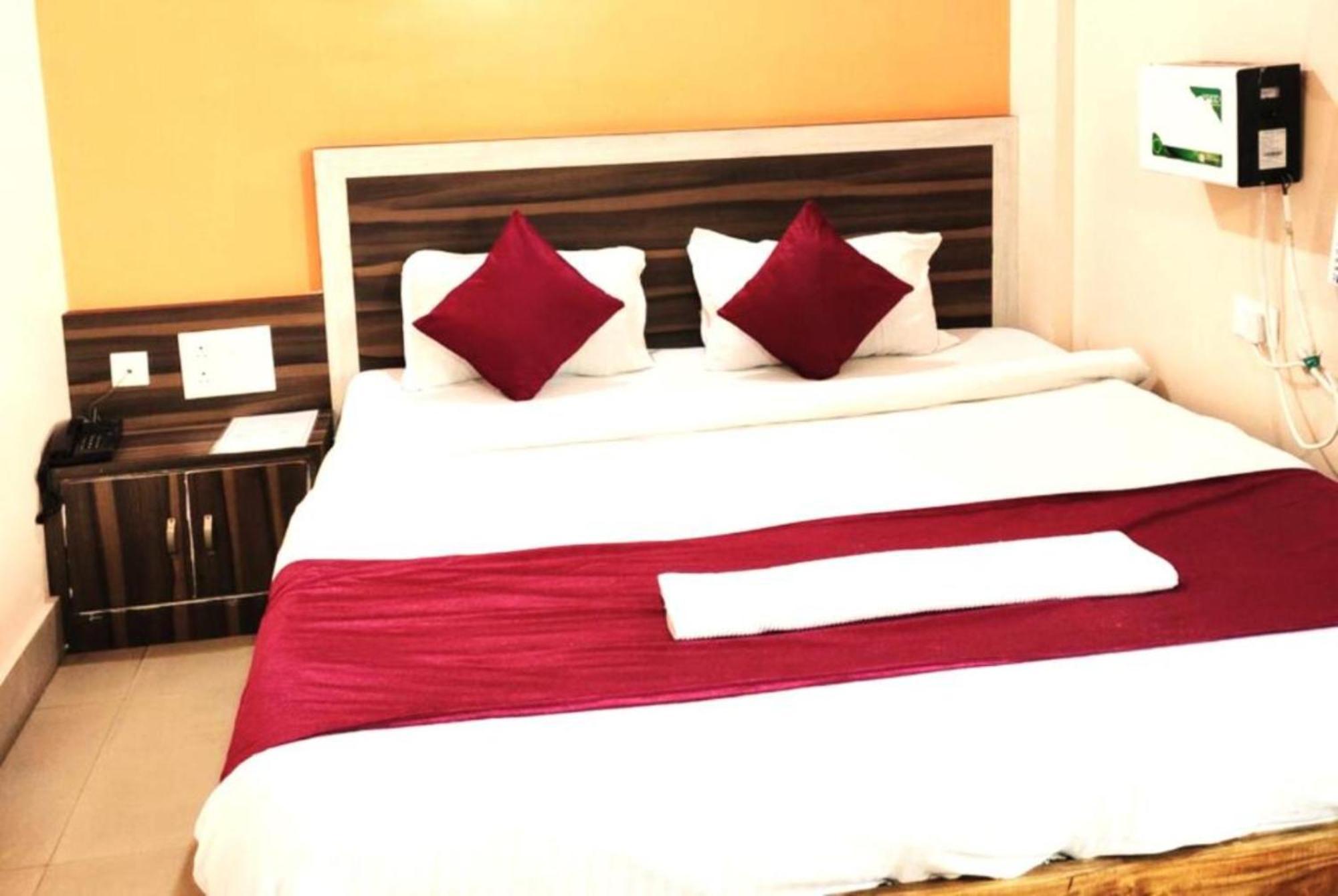 Hotel Krishna Residency Puri Near Sea Beach Best Choice Of Travellers By Morservices Exteriör bild