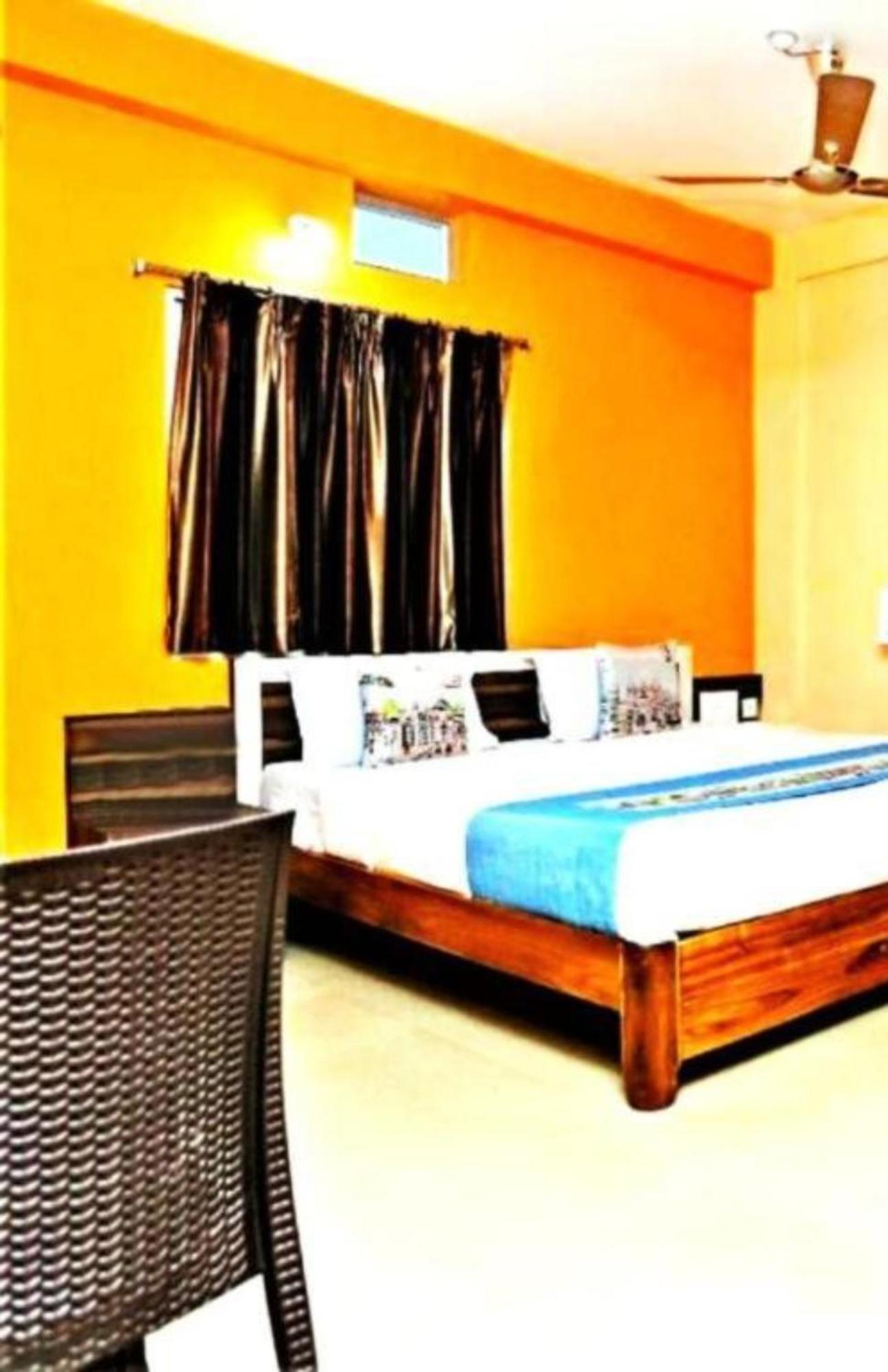 Hotel Krishna Residency Puri Near Sea Beach Best Choice Of Travellers By Morservices Exteriör bild